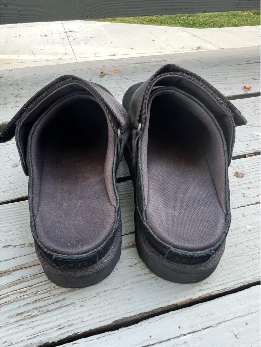 UGG Womens Goldenstar Clog Shoes Sz 8 EUR 39 Black Adjustable Strap GENUINE - Picture 9 of 9